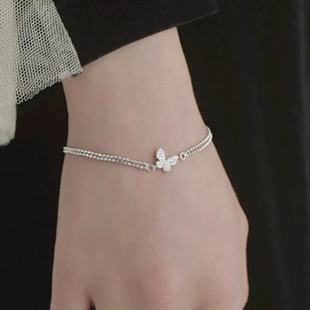 NEW Silver Simple Cute Butterfly Bracelet - Picture 5 of 5